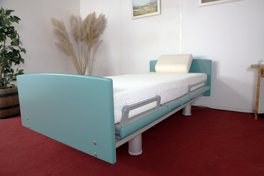 Hoog-laag bed qqq700 Belletto 3080 MA 90 x 200 NIEUW GESPOTEN in mintgroen!